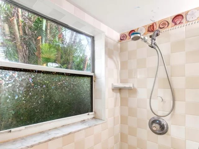 Продажа дома по адресу 5442 Sunrise Boulevard - фото 9381251