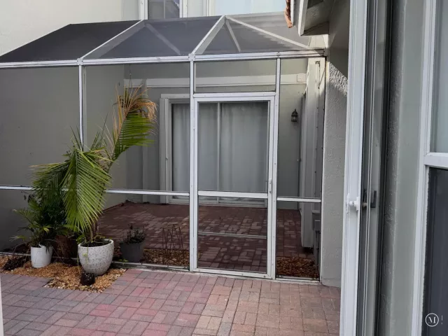 Продажа дома по адресу 940 Doveplum Court - фото 8184542