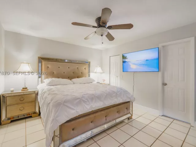Продажа дома по адресу 15216 SW 112th Pl - фото 8879659