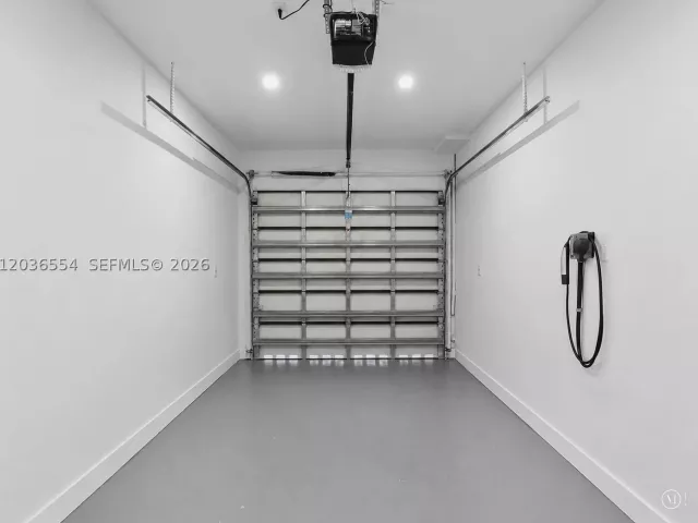 Продажа дома по адресу 3266 SW 25th Ter - фото 9196123