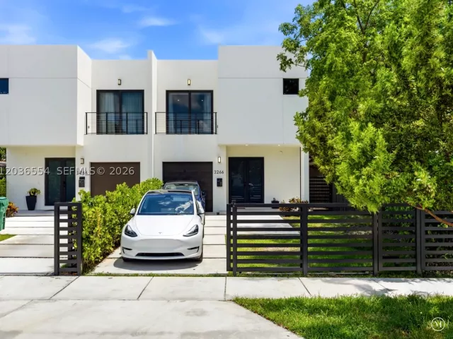 Продажа дома по адресу 3266 SW 25th Ter - фото 9196091