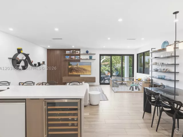 Продажа дома по адресу 3266 SW 25th Ter - фото 9196133