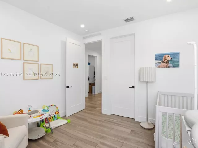 Продажа дома по адресу 3266 SW 25th Ter - фото 9196225