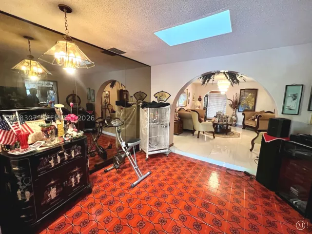 Продажа дома по адресу 9601 SW 66th St - фото 8910524