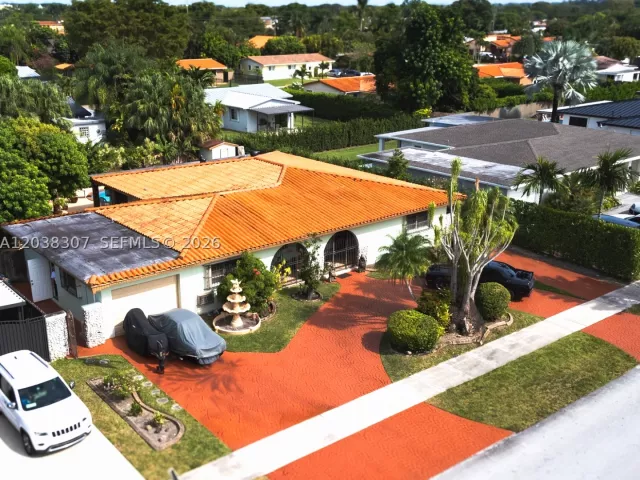 Продажа дома по адресу 9601 SW 66th St - фото 8910508