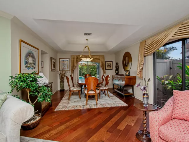 Продажа дома по адресу 7838 Tennyson Court - фото 8919789