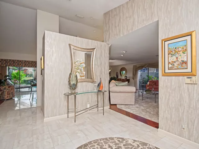 Продажа дома по адресу 7838 Tennyson Court - фото 8919782