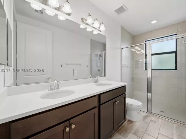 Продажа дома по адресу 3384 NW 5th St - фото 8894009