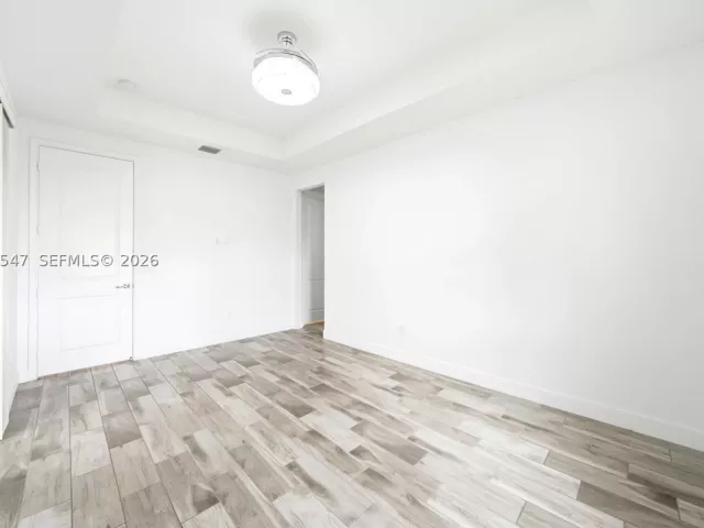 Продажа дома по адресу 3384 NW 5th St - фото 8894011