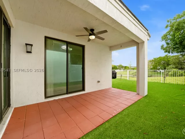 Продажа дома по адресу 3384 NW 5th St - фото 8894019