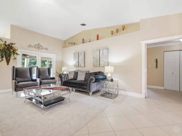 Продажа дома по адресу 12364 82nd Street N - фото 8901753