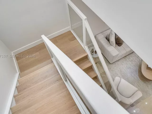 Продажа дома по адресу 21156 NE 33rd Ave - фото 8927597