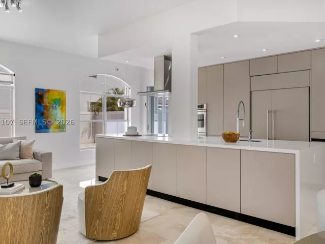 Продажа дома по адресу 21156 NE 33rd Ave - фото 8927588