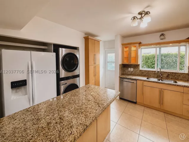 Продажа дома по адресу 9156 Froude Ave - фото 8869721
