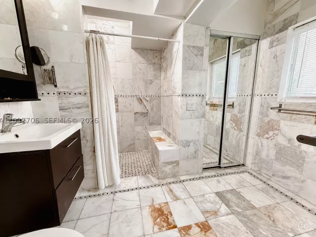 Продажа дома по адресу 9156 Froude Ave - фото 8869725