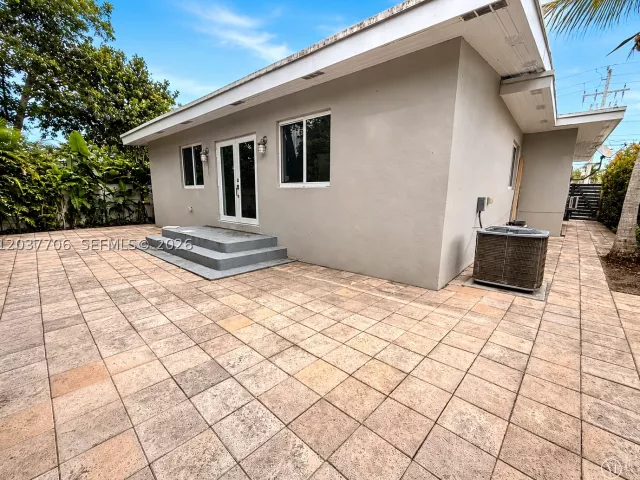 Продажа дома по адресу 9156 Froude Ave - фото 8869731
