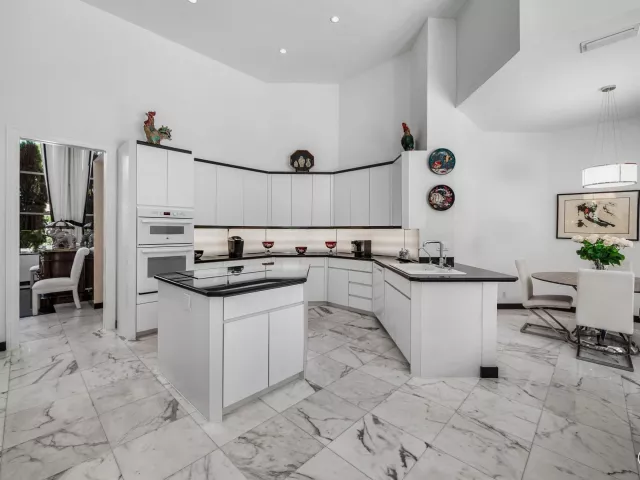 Продажа дома по адресу 1697 Mayacoo Lakes Boulevard - фото 9042212