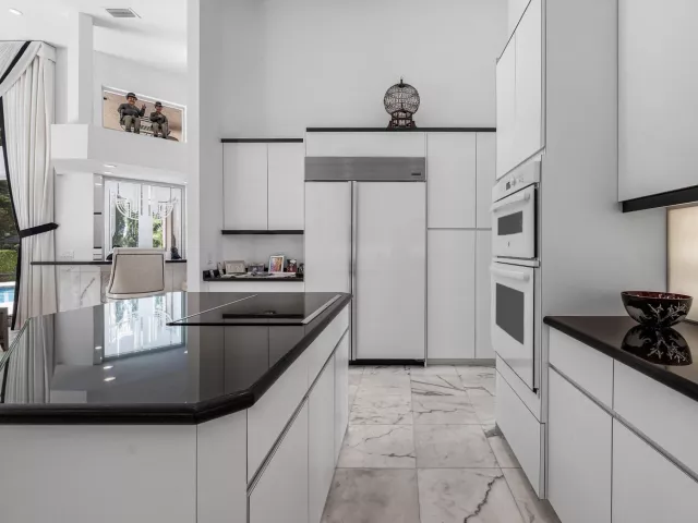 Продажа дома по адресу 1697 Mayacoo Lakes Boulevard - фото 9042216