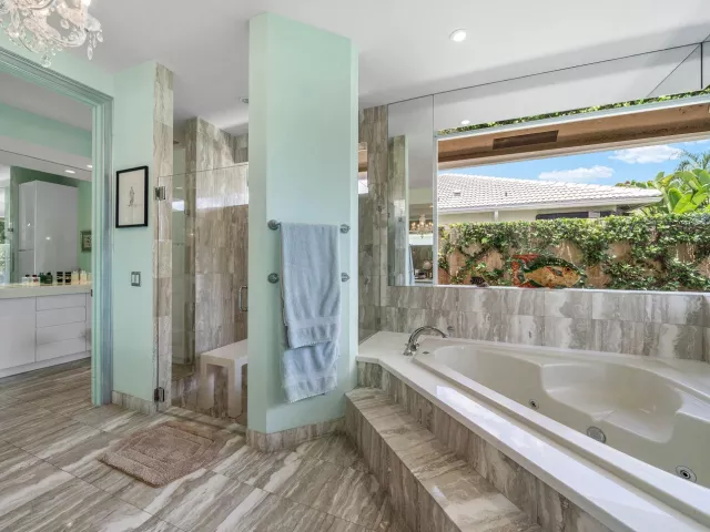 Продажа дома по адресу 1697 Mayacoo Lakes Boulevard - фото 9042235