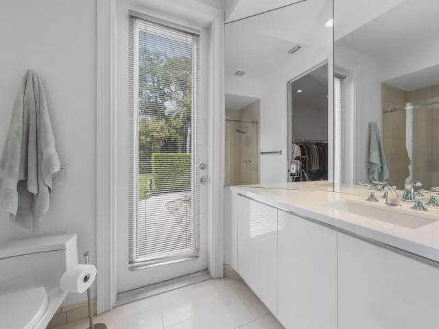 Продажа дома по адресу 1697 Mayacoo Lakes Boulevard - фото 9042267
