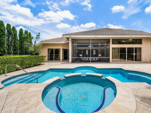 Продажа дома по адресу 1697 Mayacoo Lakes Boulevard - фото 9042289