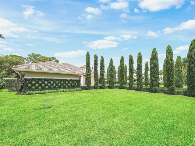 Продажа дома по адресу 1697 Mayacoo Lakes Boulevard - фото 9042315