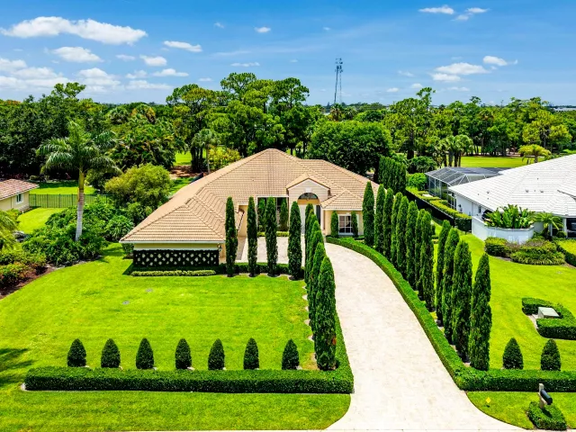 Продажа дома по адресу 1697 Mayacoo Lakes Boulevard - фото 9042320