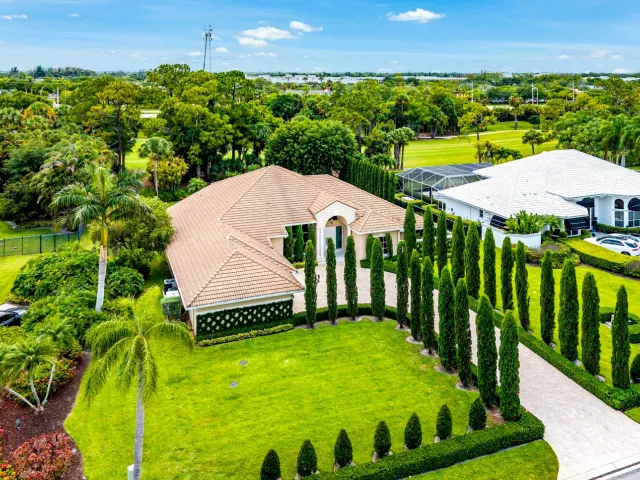 Продажа дома по адресу 1697 Mayacoo Lakes Boulevard - фото 9042322