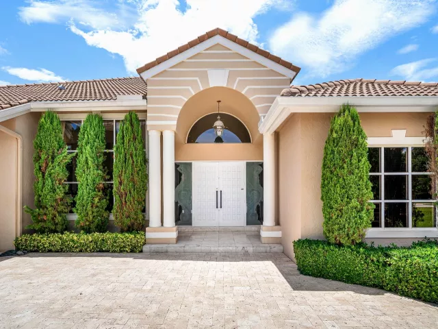 Продажа дома по адресу 1697 Mayacoo Lakes Boulevard - фото 9042183