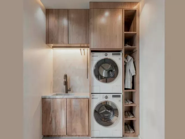 Продажа дома по адресу 1642 NE 8th Street - фото 8902671