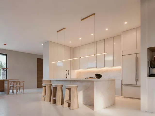 Продажа дома по адресу 1642 NE 8th Street - фото 8902655
