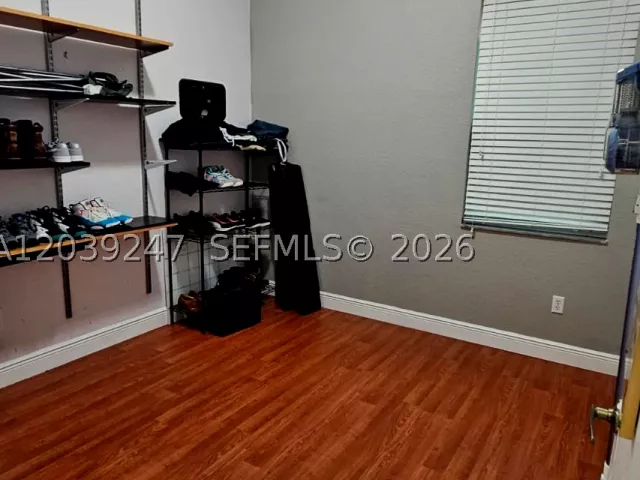 Продажа дома по адресу 4120 NE 22 ND CT - фото 8859723