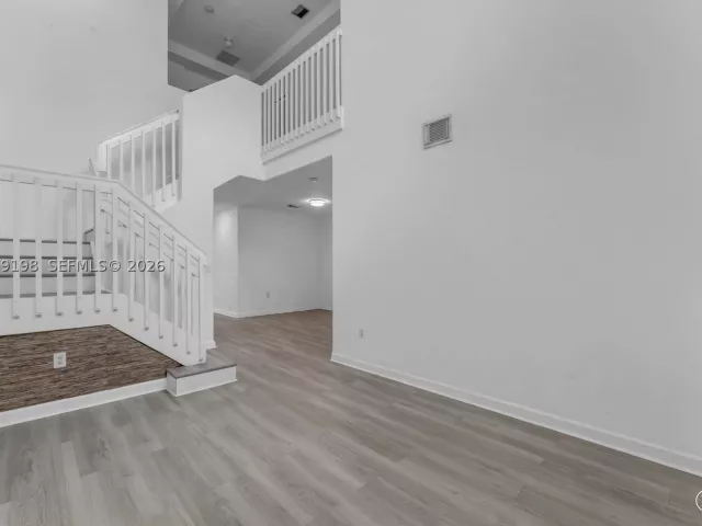 Продажа дома по адресу 14970 SW 9th Ter - фото 8929527