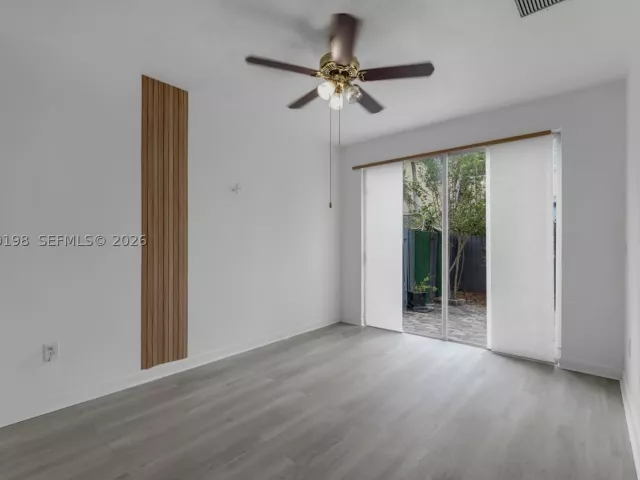Продажа дома по адресу 14970 SW 9th Ter - фото 8929531