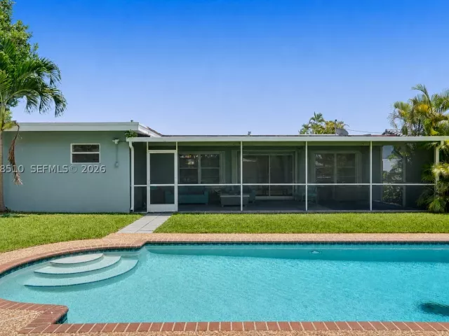Продажа дома по адресу 4519 Monroe St - фото 8889115