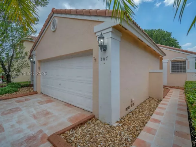 Продажа дома по адресу 467 SW 191st Terrace - фото 8922126