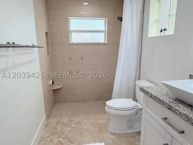 Продажа дома по адресу 19331 NW 57th Ct - фото 8900954