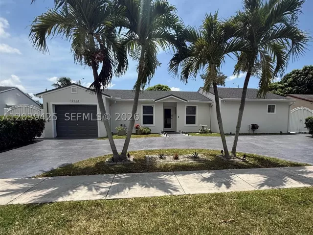 Продажа дома по адресу 19331 NW 57th Ct - фото 8900942