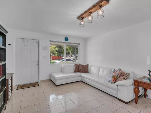 Продажа дома по адресу 7321 Cody Street - фото 9380798