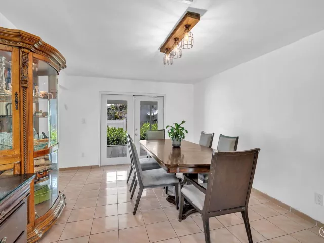Продажа дома по адресу 7321 Cody Street - фото 9380800