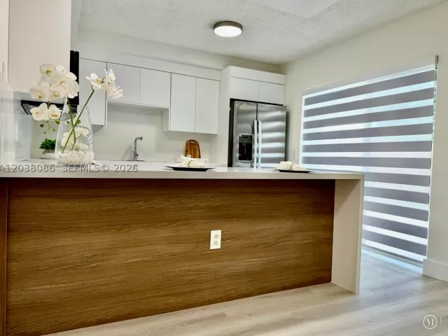 Продажа дома по адресу 2565 Garden Ct - фото 9007097