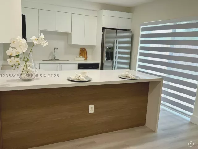Продажа дома по адресу 2565 Garden Ct - фото 9007099