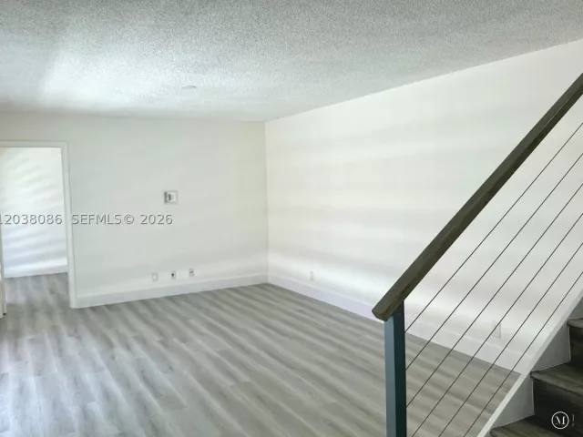 Продажа дома по адресу 2565 Garden Ct - фото 9007108
