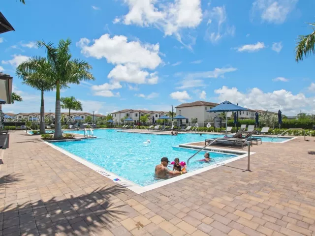 Продажа дома по адресу 23391 SW 128th Ave - фото 9040093