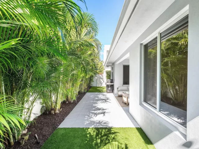 Продажа дома по адресу 412 SE 4th Avenue - фото 9266391