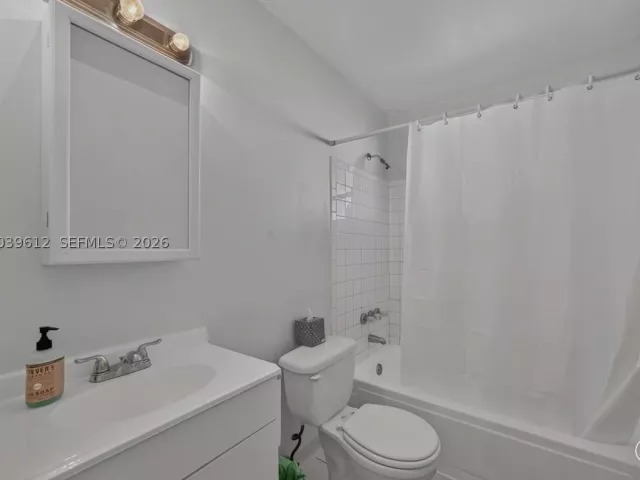 Продажа дома по адресу 26155 SW 193rd Ave - фото 8856717