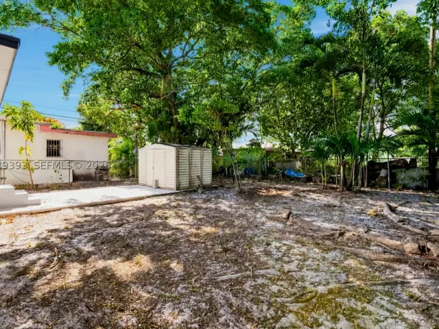 Продажа дома по адресу 1491 NW 55th Ter - фото 9376475