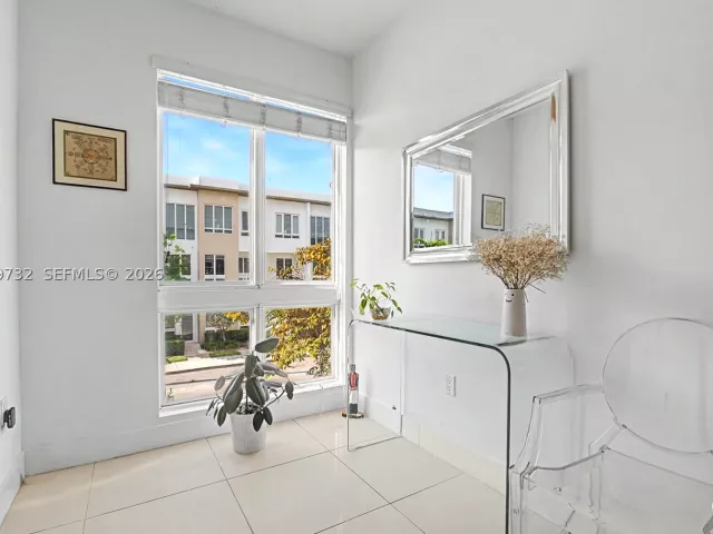 Продажа дома по адресу 10260 NW 63 Terrace 213 - фото 8877819