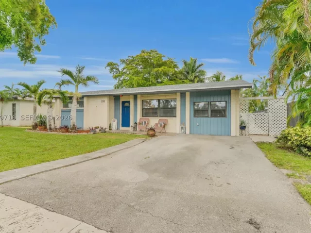 Продажа дома по адресу 551 NW 99th Way - фото 8923275