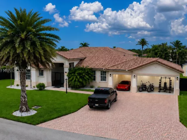 Продажа дома по адресу 12922 SW 221 St - фото 8917746